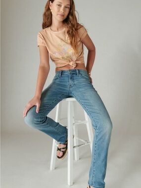 Lucky Brand Sweet Mid Rise Straight Light Wash Straight-Leg Jeans